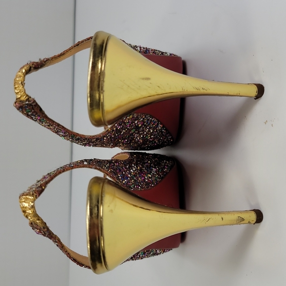 CHRISTIAN LOUBOUTIN Gold Glitter N Prive Peep-Toe Slingback 4.5" Heels / Size 38 - Picture 5 of 11